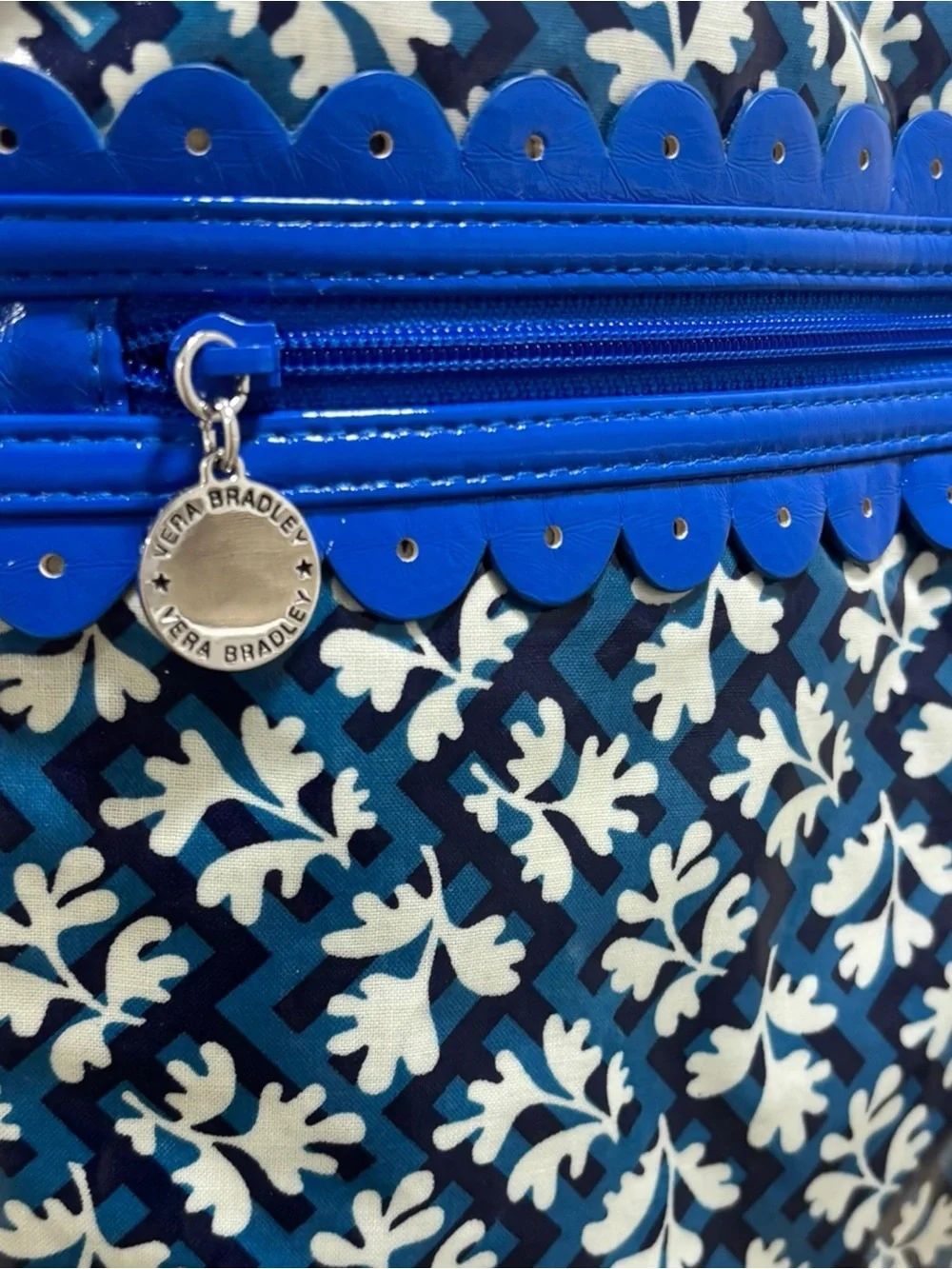 2010 Vera Bradley Frill Everything Nice Tote Blue Lagoon Glossy Shoulder Bag